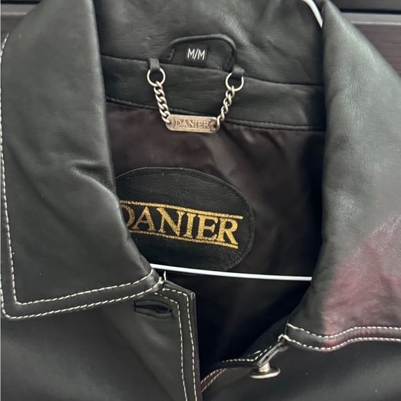 ⚡️Stunning Vintage Danier Crop Black Leather Biker Jacket - Size Ladies M ⚡️ - Picture 11 of 16